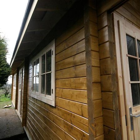 Yealm Cabin Self Catering Log Cabin In Devon With Hot Tub Plymouth Extérieur photo